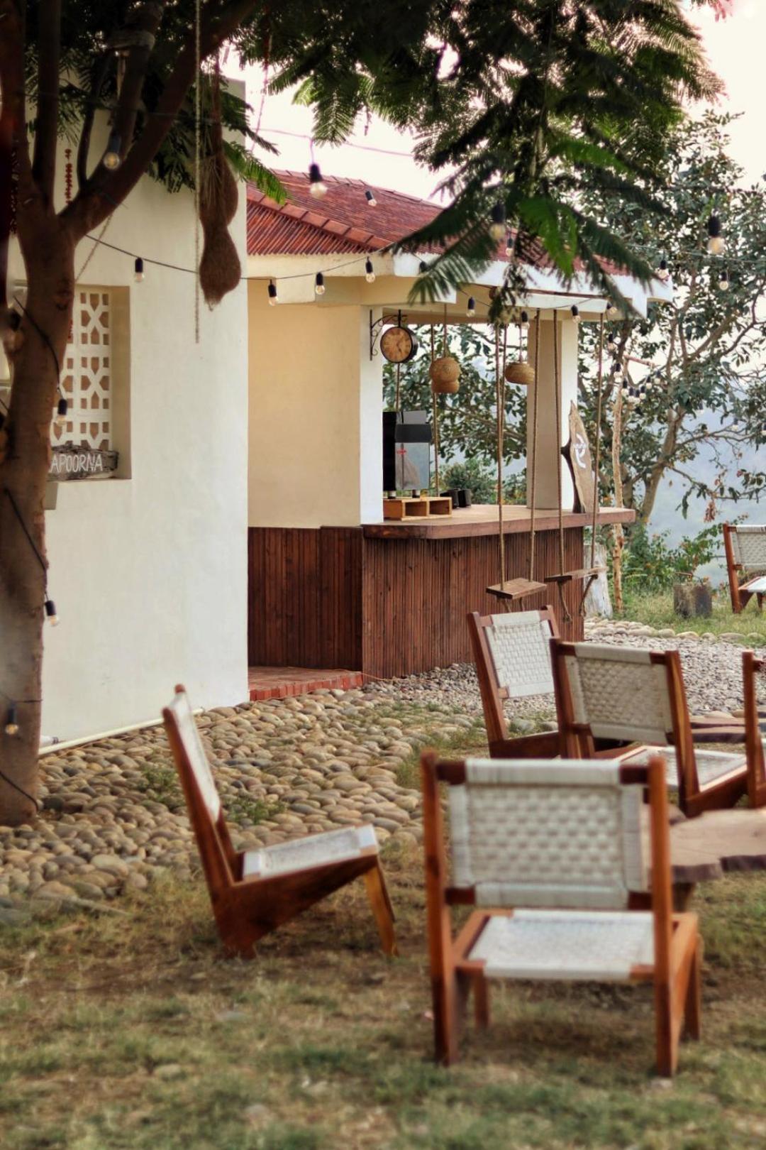 ホテル Agni Eco-Retreat ウーナ エクステリア 写真